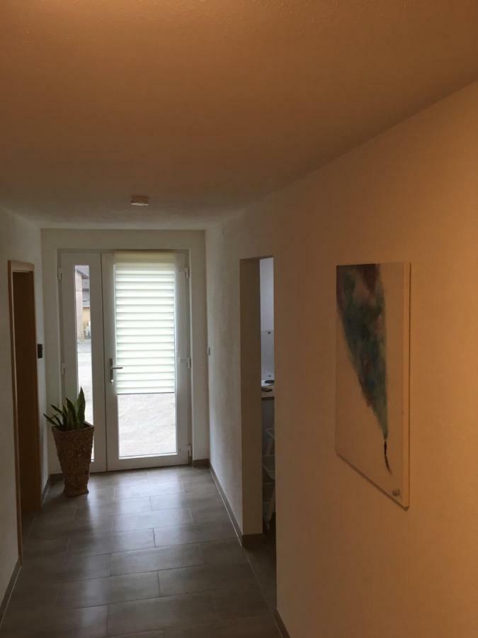 Gasthaus Kaiserhof, Zimmer & Appartament Butjadingen Exteriör bild